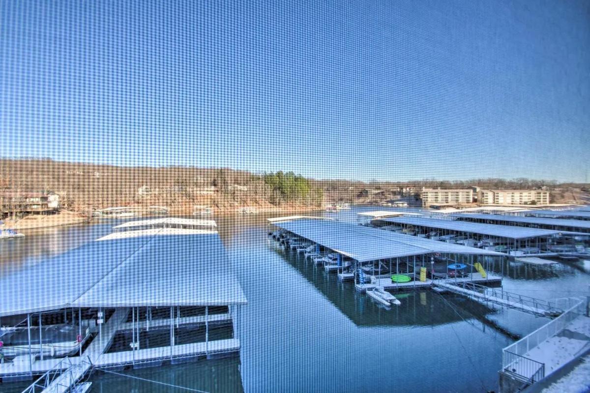 Waterfront Condo With Boat Slip! Lake Ozark Exterior photo